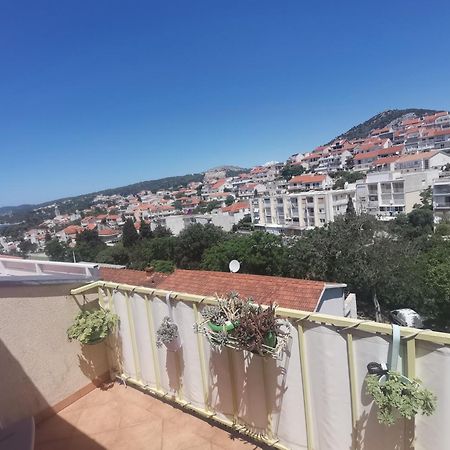 Apartments Green & Orange Hvar Town Exterior foto