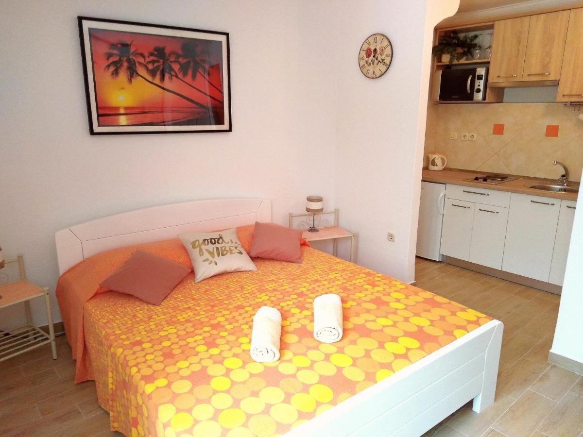 Apartments Green & Orange Hvar Town Exterior foto