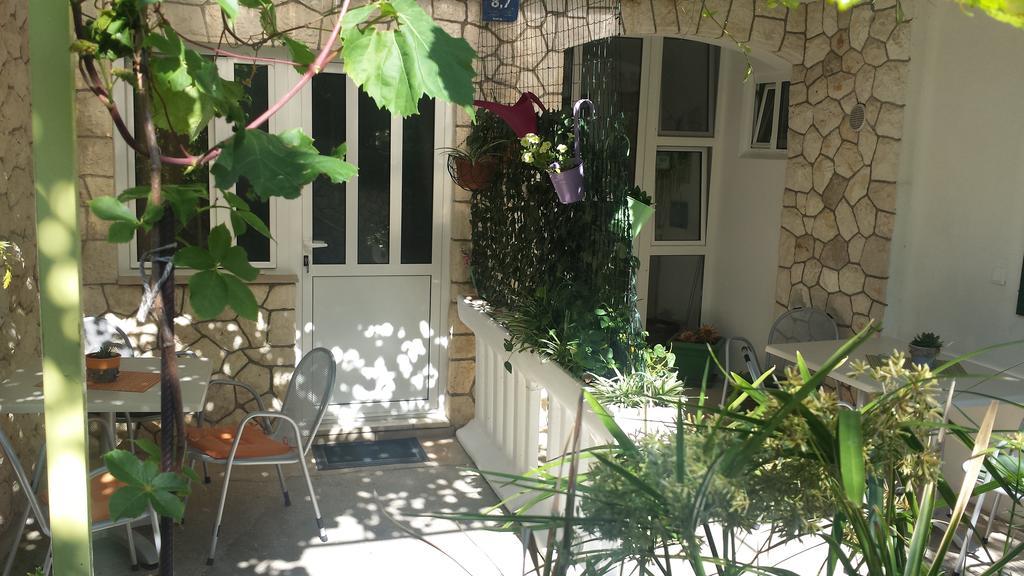 Apartments Green & Orange Hvar Town Exterior foto